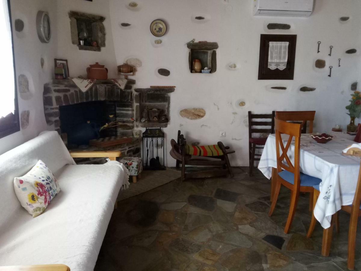 Traditional House Paros Sarakíniko Eksteriør billede