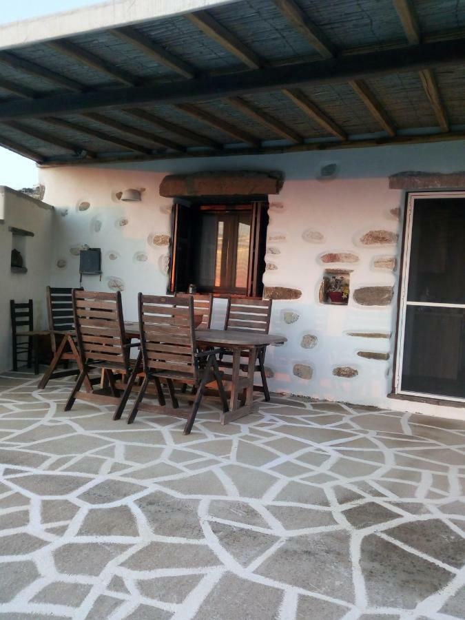 Traditional House Paros Sarakíniko Eksteriør billede